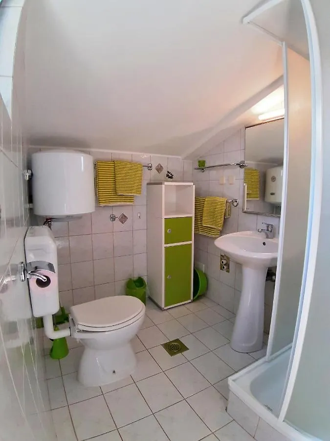 Apartments Zrinka Poreč 0*,  Hırvatistan
