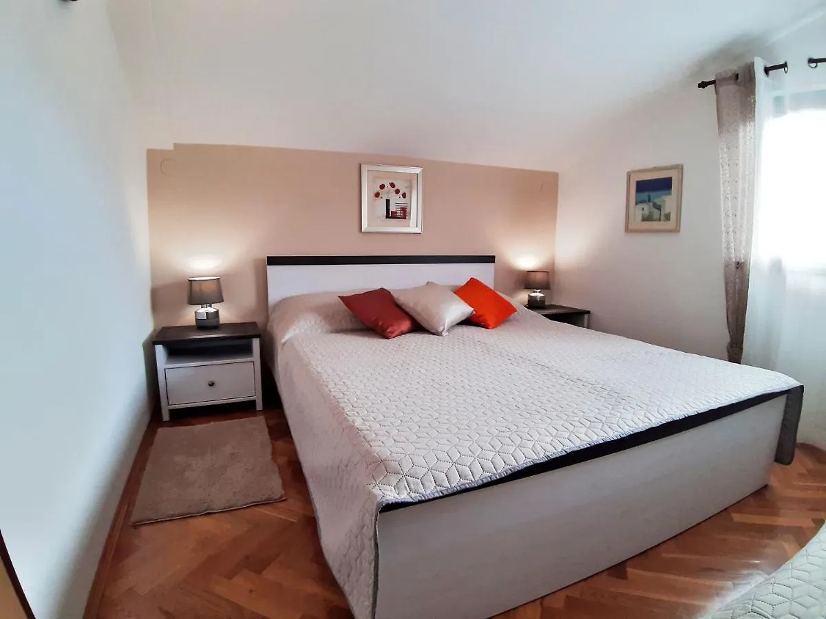 Apartments Zrinka Porec